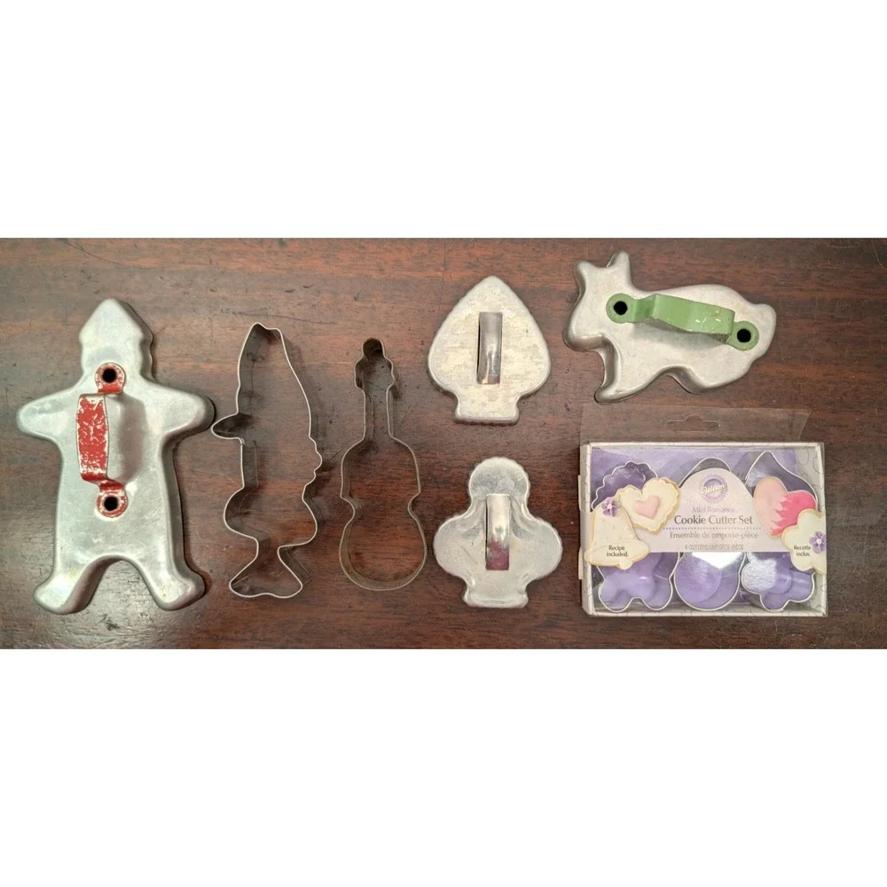 Vintage Metal Cookie Cutter Lot Wilton Mini Romance Gingerbread Rabbit Snowman